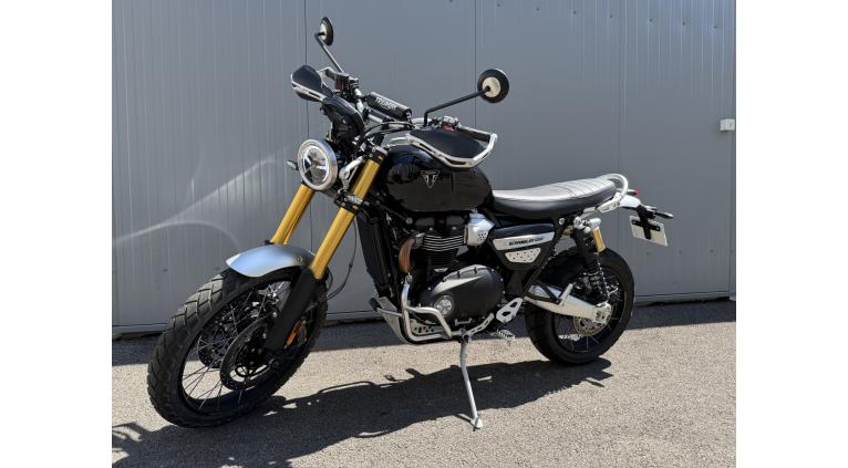 TRIUMPH SCRAMBLER 1200 XE