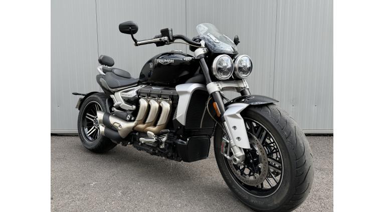 TRIUMPH ROCKET 3 GT