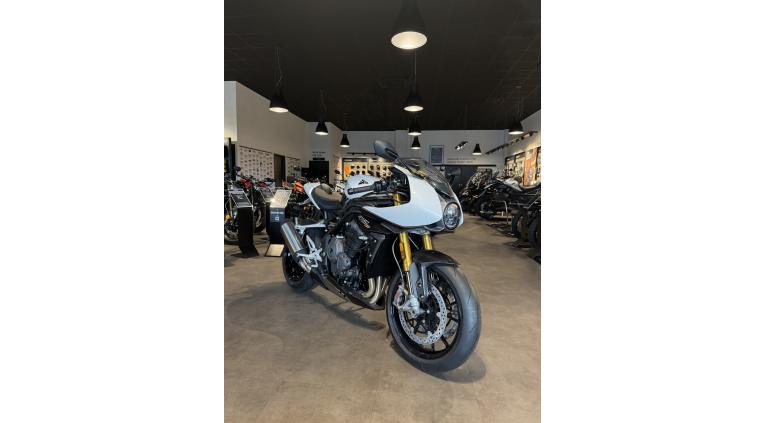 TRIUMPH SPEED TRIPLE 1200 RR