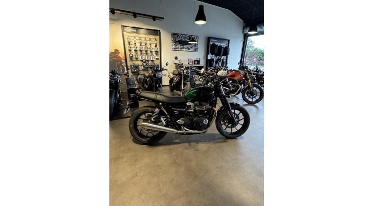 TRIUMPH SPEED TWIN 900