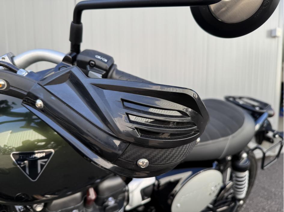 TRIUMPH SCRAMBLER 900