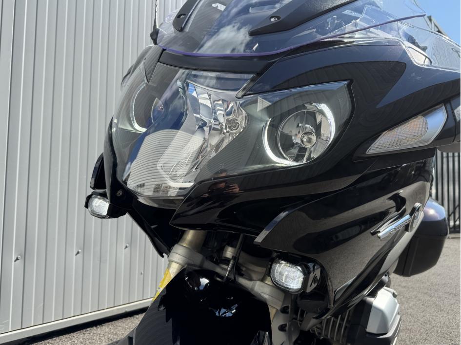BMW R 1200 RT - coloris Ebony Mettalic
