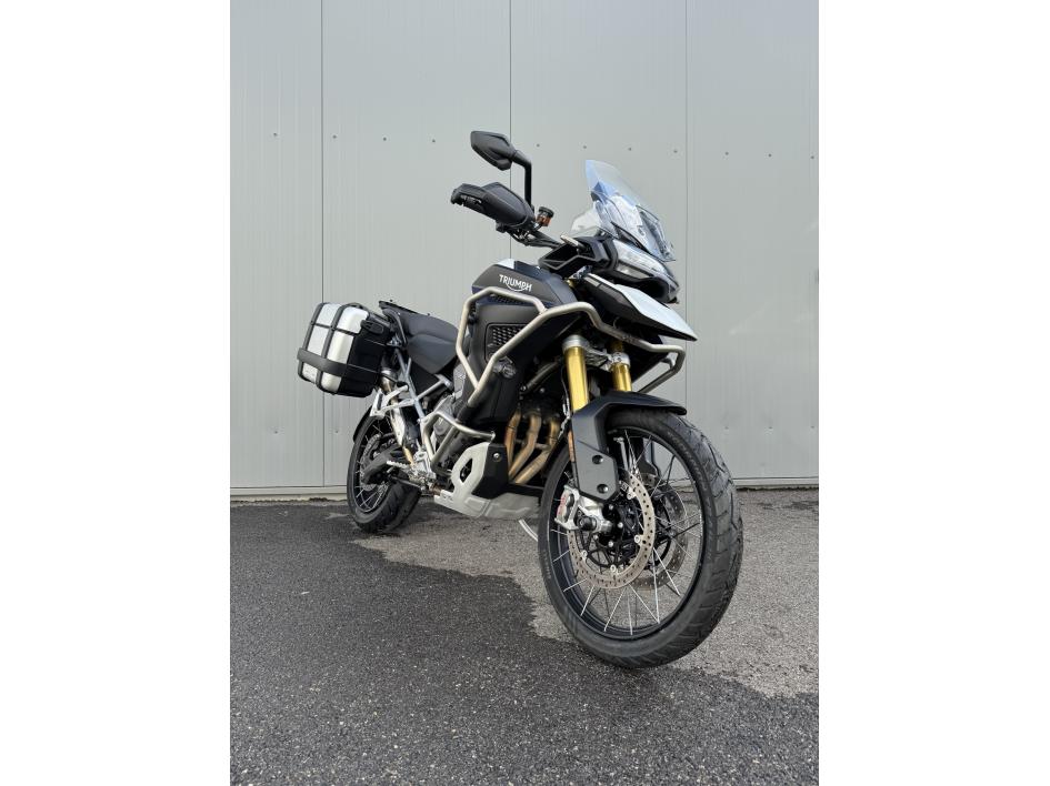 TRIUMPH TIGER 1200 RALLY EXPLORER