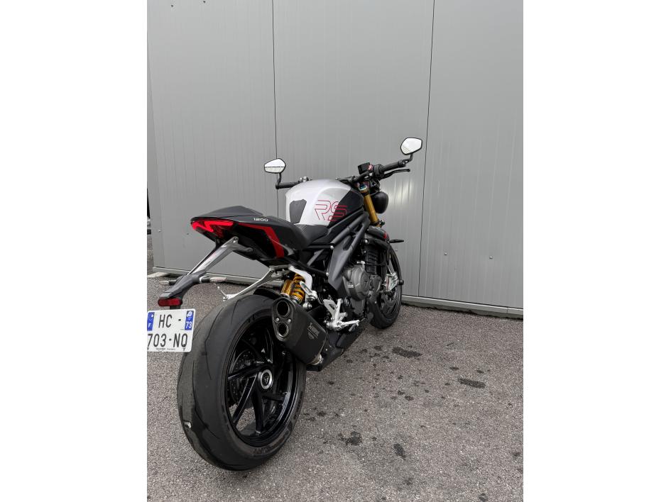 TRIUMPH SPEED TRIPLE 1200 RS