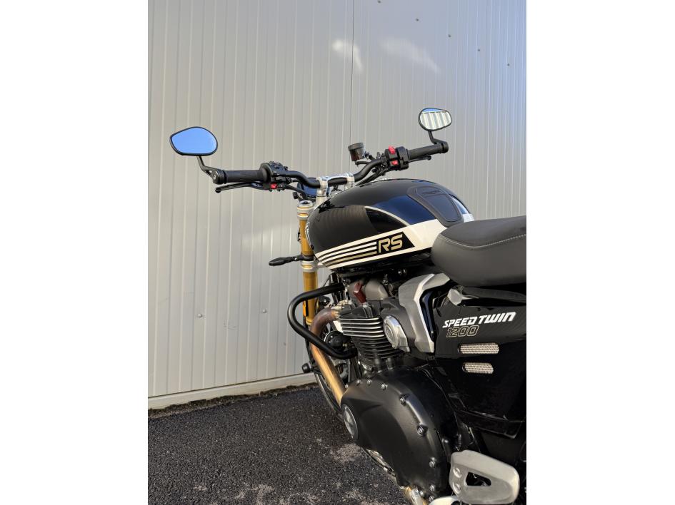 TRIUMPH SPEED TWIN 1200 RS