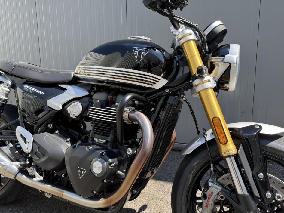 TRIUMPH SPEED TWIN 1200 RS