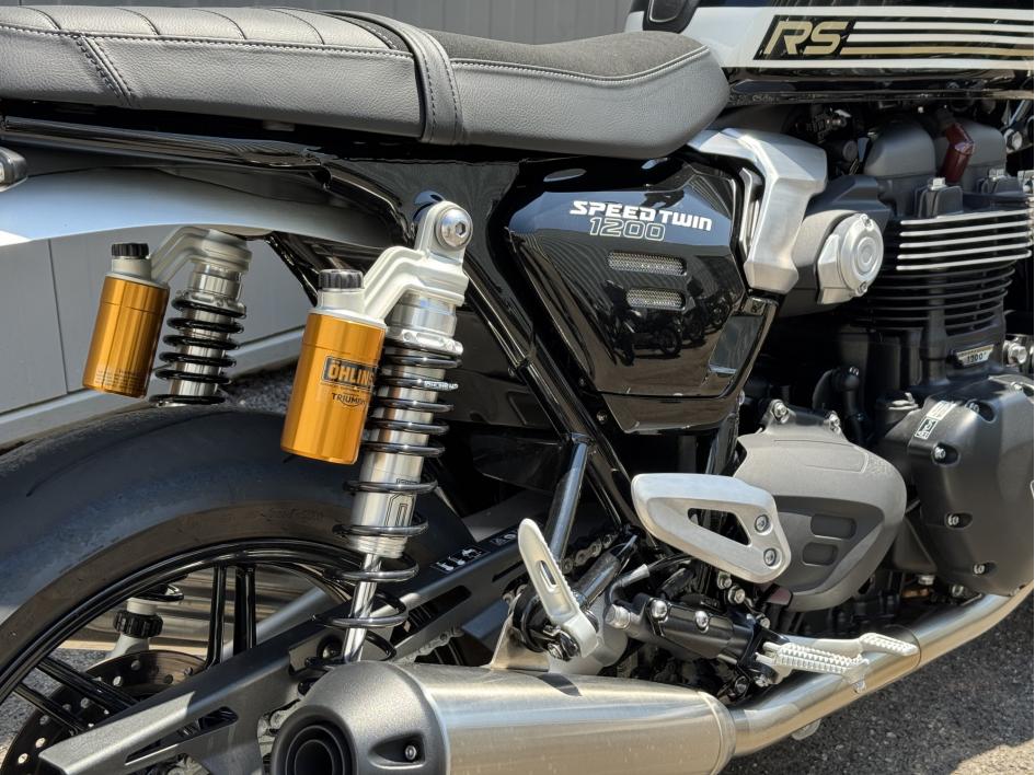 TRIUMPH SPEED TWIN 1200 RS