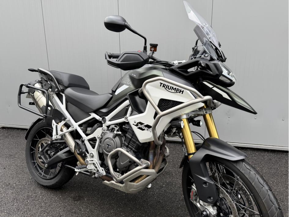 TRIUMPH TIGER 1200 RALLY PRO
