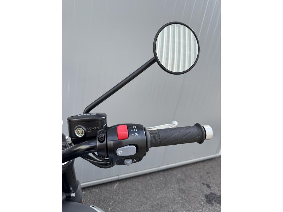 TRIUMPH Bonneville T120 Black