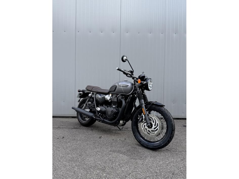 TRIUMPH Bonneville T120 Black