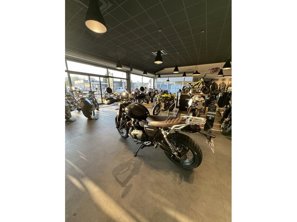 TRIUMPH SCRAMBLER 1200 X SAPPHIRE BLACK