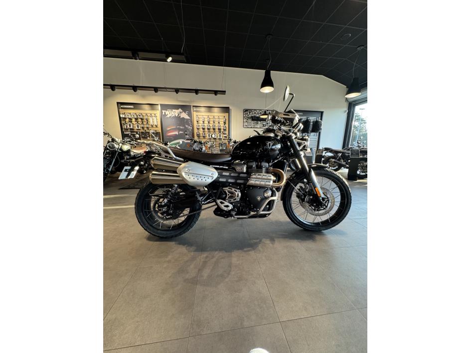TRIUMPH SCRAMBLER 1200 X SAPPHIRE BLACK