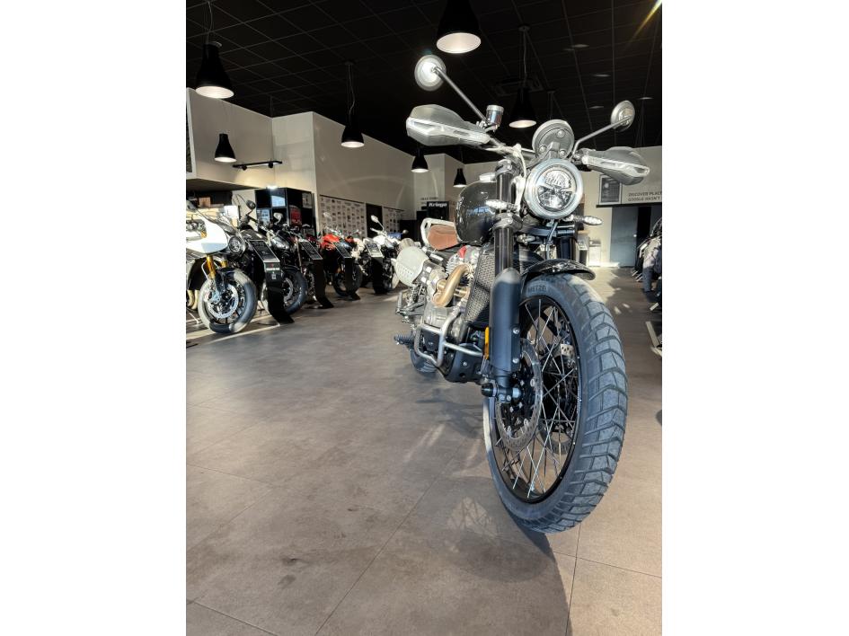 TRIUMPH SCRAMBLER 1200 X SAPPHIRE BLACK