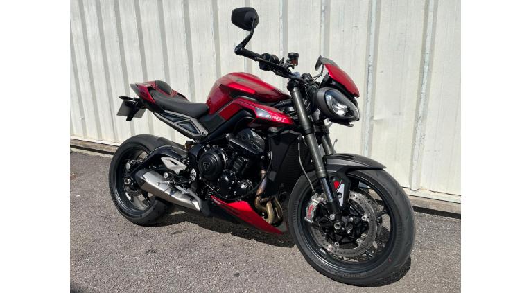TRIUMPH STREET TRIPLE 765 RS