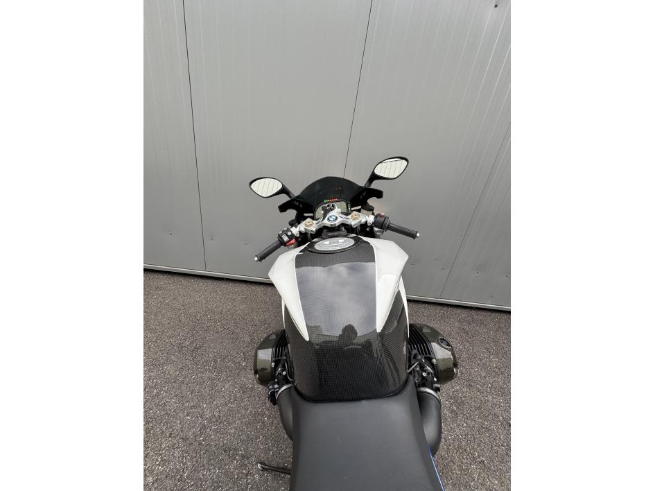 BMW HP2 SPORT