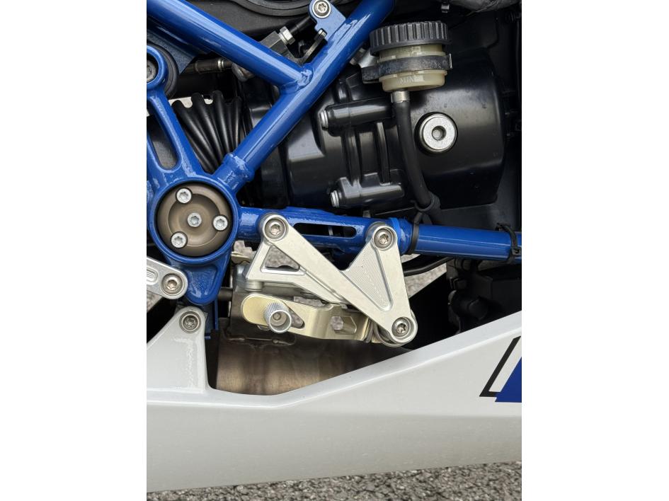 BMW HP2 SPORT