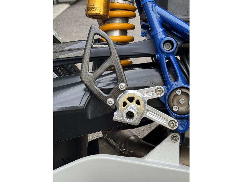 BMW HP2 SPORT