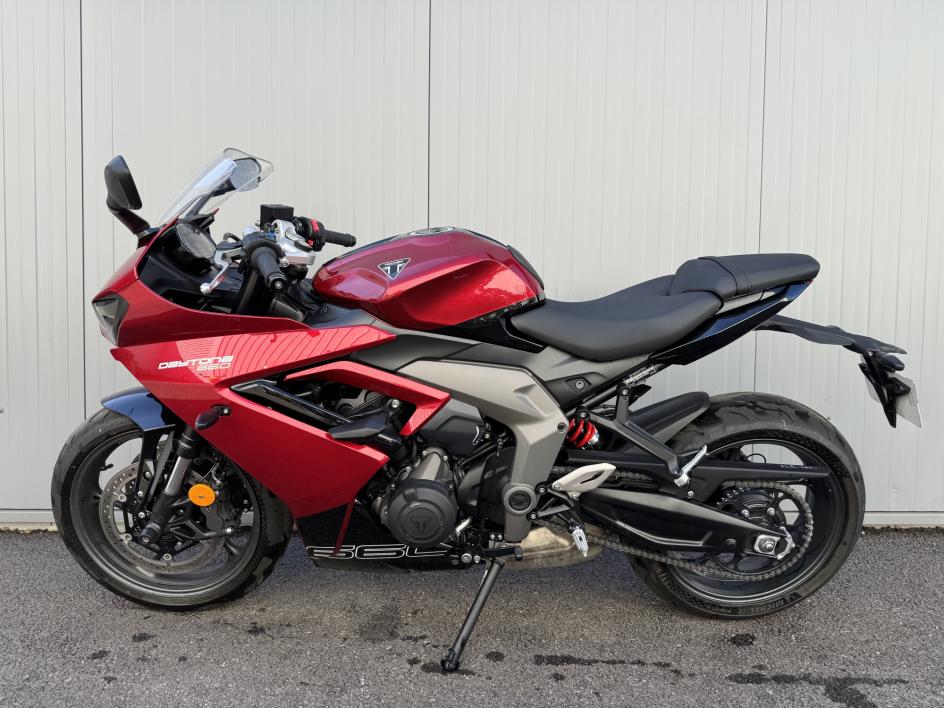 TRIUMPH DAYTONA 660 BRIDEE A2