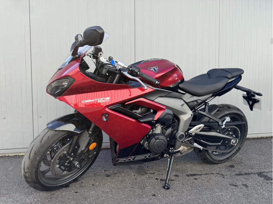 TRIUMPH DAYTONA 660 BRIDEE A2