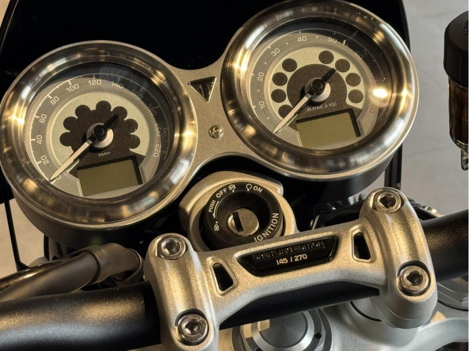 TRIUMPH TRIUMPH SPEED TWIN 1200 BREITLING EDITION