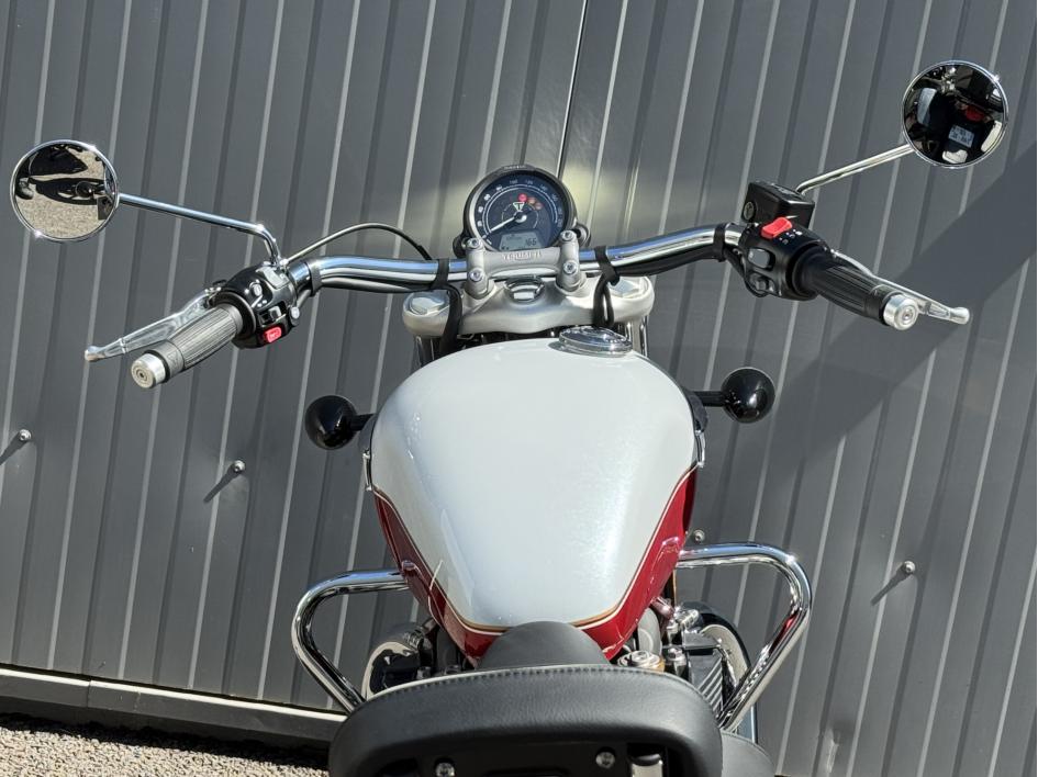 TRIUMPH BONNEVILLE SPEEDMASTER 1200 - 160 km